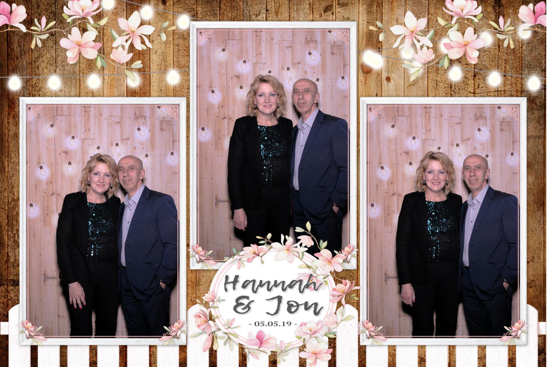 Hannah and Jon | View more photos from the event at gallery.blissbooth.co.uk/u/BlissBooth/Hannah-and-Jon